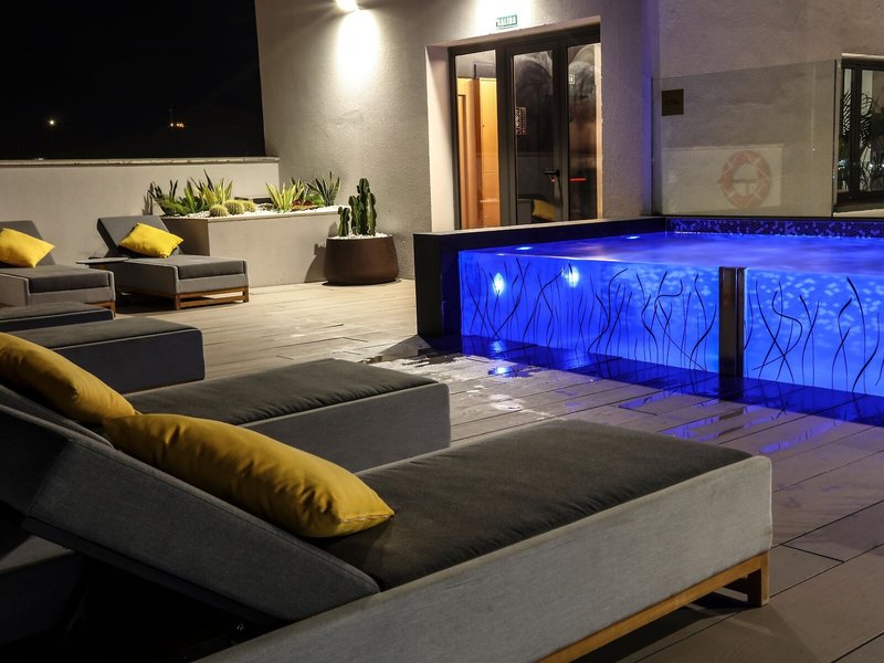 Design Plus BEX Hotel 6