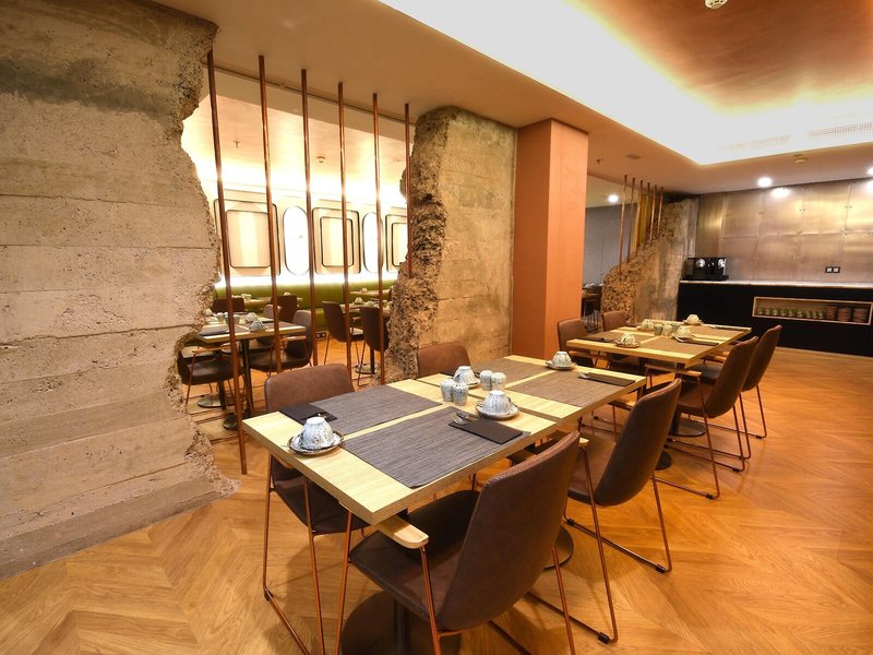 Design Plus BEX Hotel 19