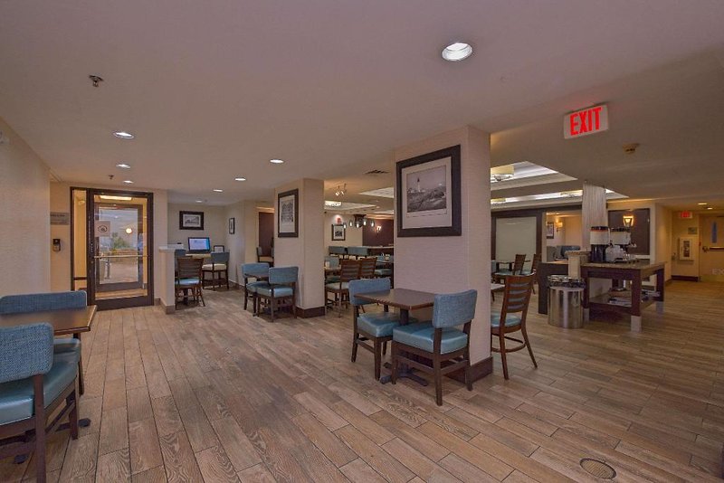 Hampton Inn Portsmouth Central 5