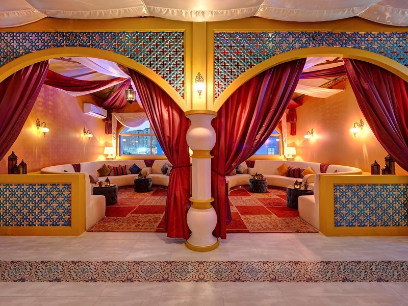 Radisson Blu Hotel Ajman 16