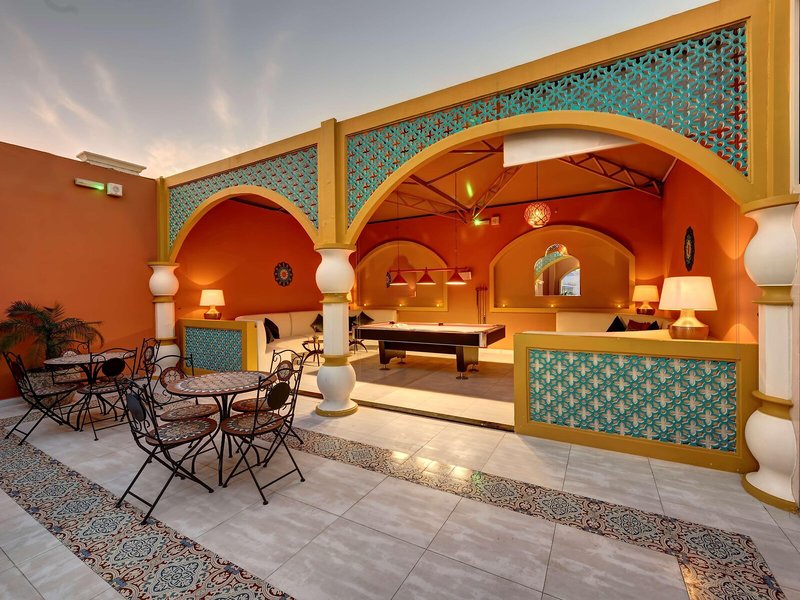 Radisson Blu Hotel Ajman 18