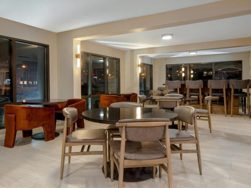 Best Western Plus Meadowlands 15