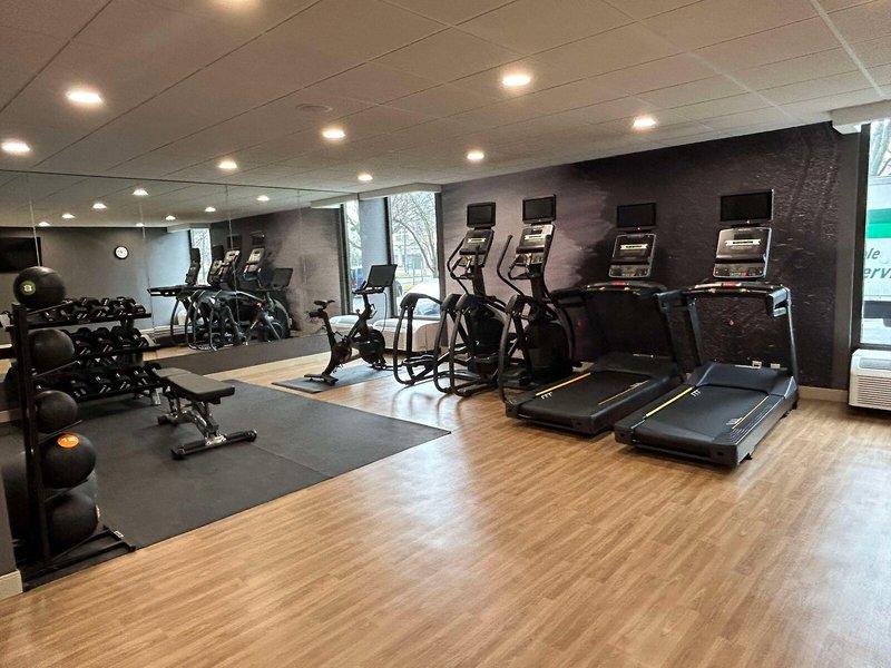 Best Western Plus Meadowlands 26