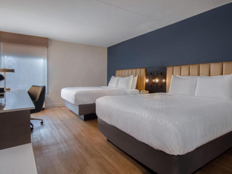 Best Western Plus Meadowlands 30