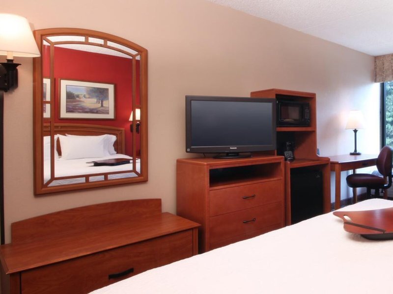 Best Western Plus Meadowlands 34
