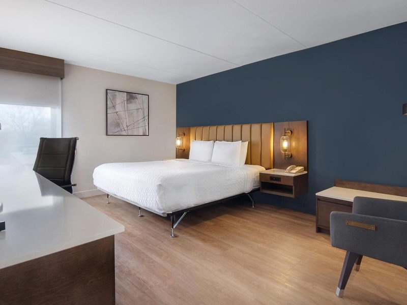 Best Western Plus Meadowlands 35