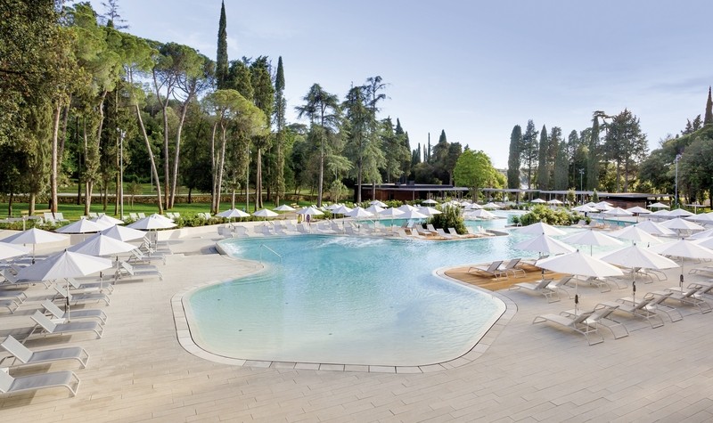 Eden 1 - Outdoor Pool