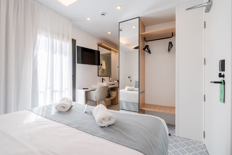 Hotel Neptuno 18