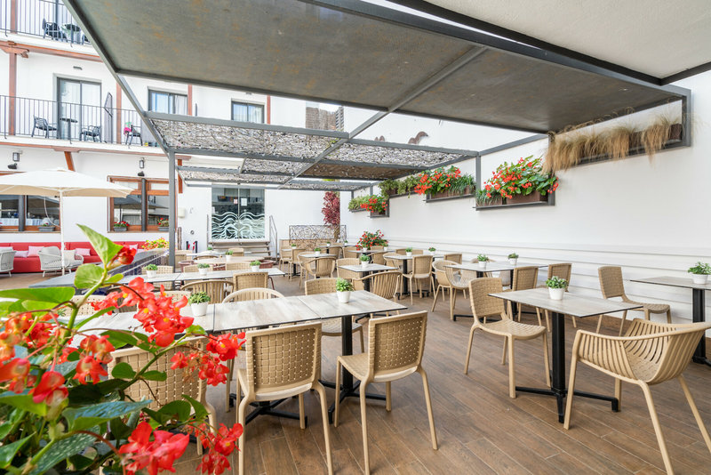 Neptuno Hotel & Spa 9