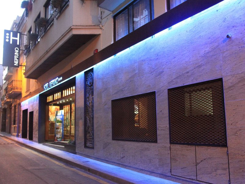 Hotel Neptuno 4