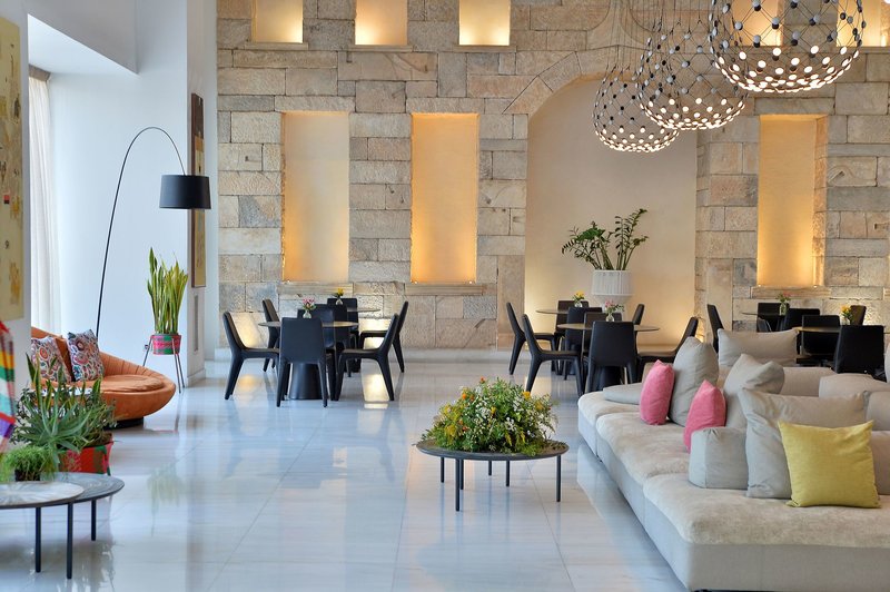 Athenaeum Grand Hotel 12