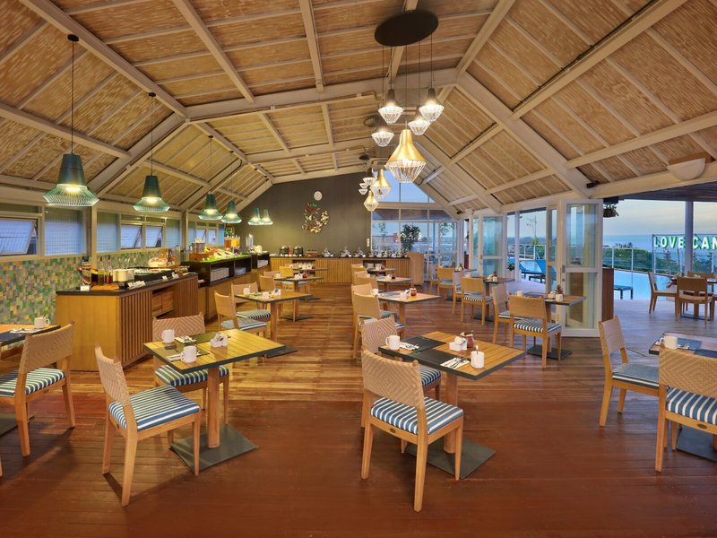 Aston Canggu Beach Resort 15