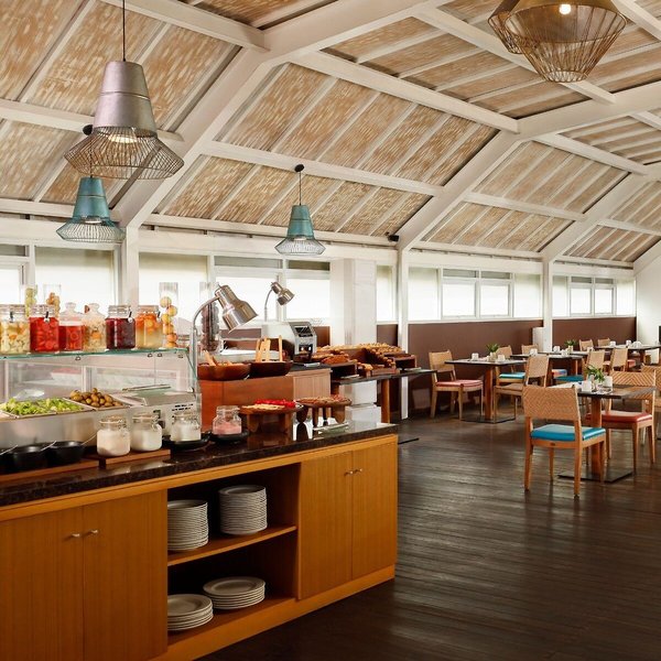 Aston Canggu Beach Resort 23