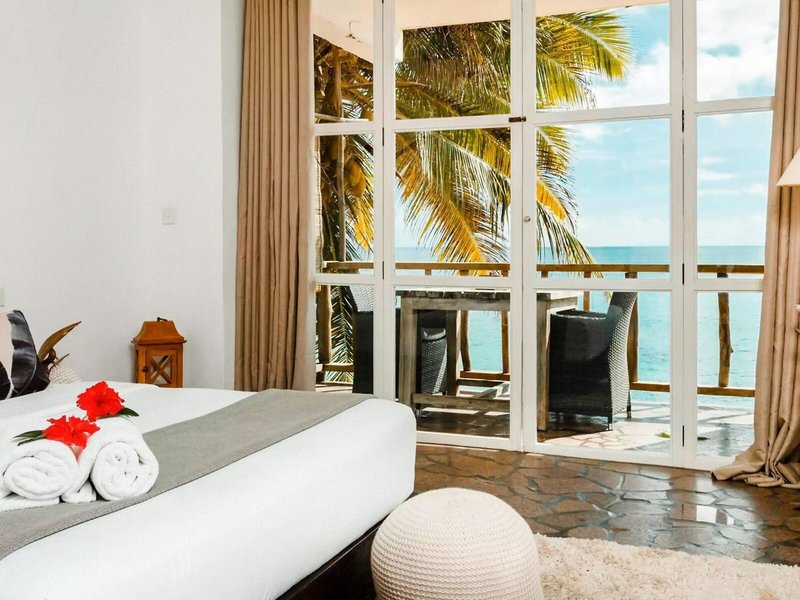 Bliss Hotel Seychelles 30