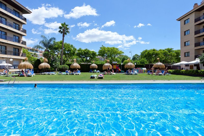 Olimar II 1 - Outdoor Pool