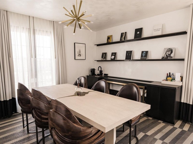 Kimpton La Peer Hotel 20