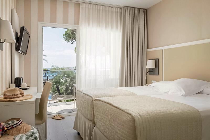 Hotel Estival Centurión 11