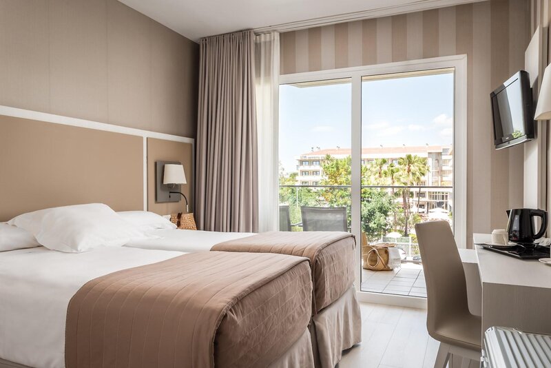 Estival Centurión 9