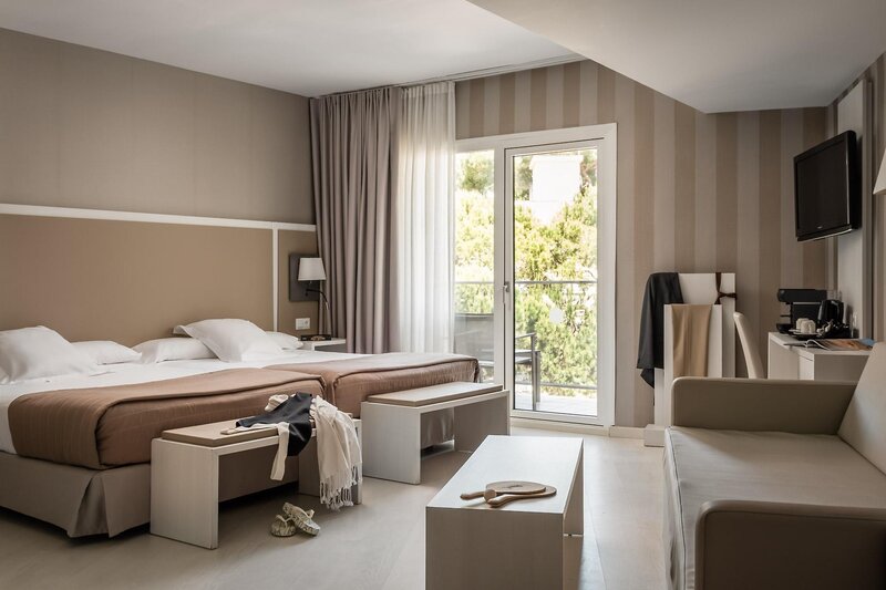 Estival Centurión 30