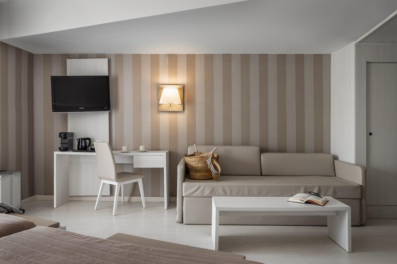 Estival Centurión 38