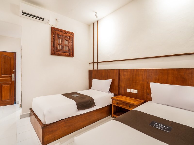 Suka Beach Inn 20