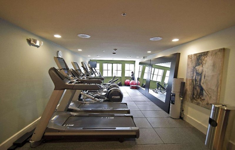 DoubleTree Suites by Hilton Hotel Huntsville South 1