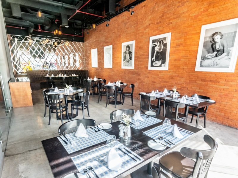 The Fives Downtown Hotel & Residences, Curio Collection by Hilton 10