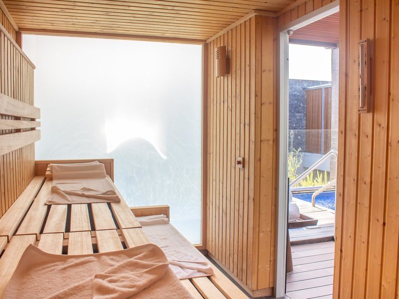 The Fives Downtown Hotel & Residences, Curio Collection by Hilton 13