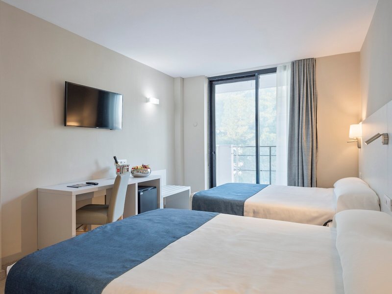 Best Sol d´Or Salou 19 - Room Example