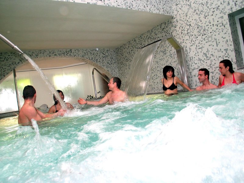 Belvedere 8