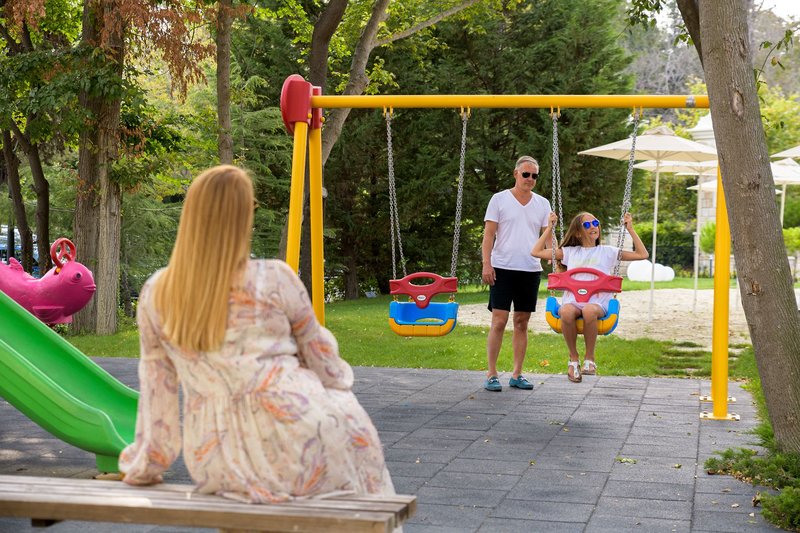 Astor Garden Hotel 27