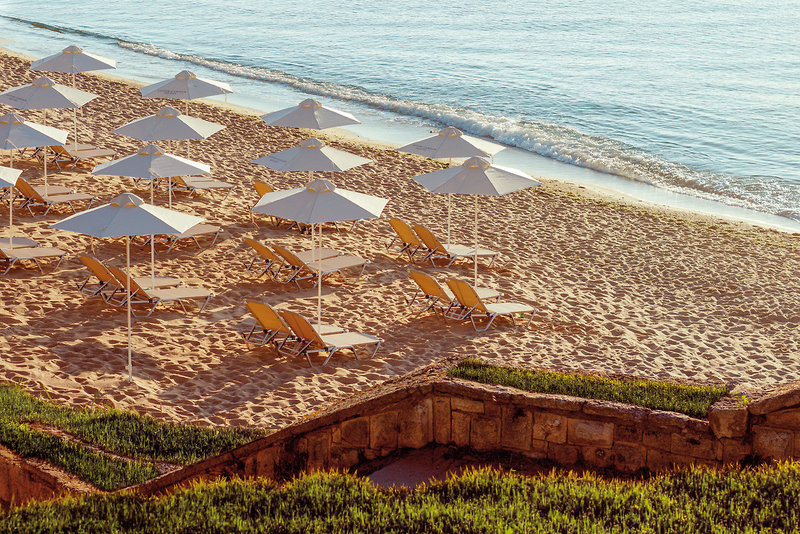 Astor Garden Hotel 6