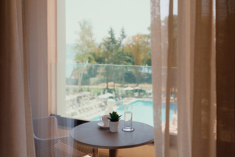 Astor Garden Hotel 9