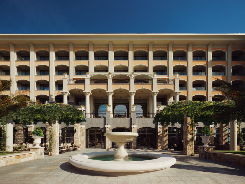 Astor Garden Hotel 3 - Exterior