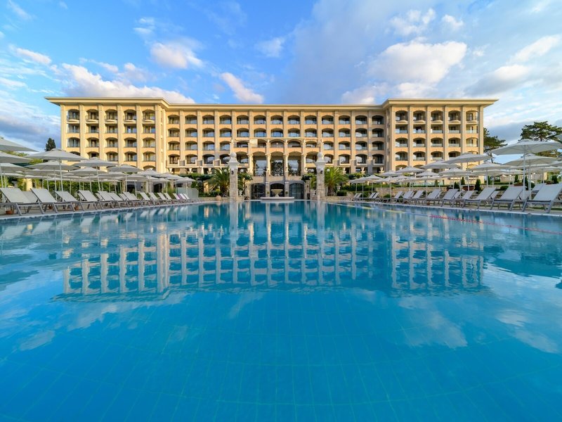Astor Garden Hotel 7 - Outdoor Pool