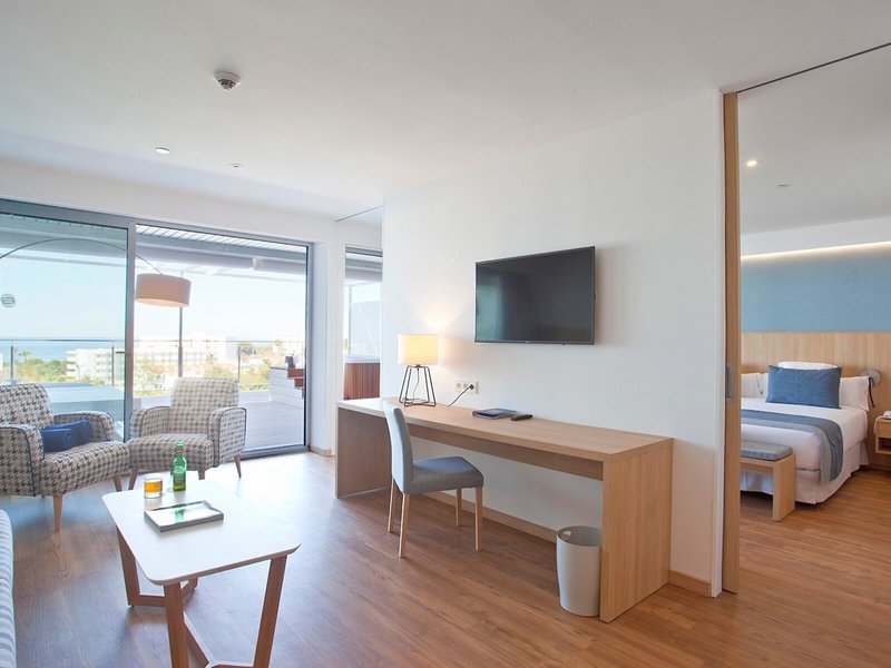 Seth 55 Santo Tomás 45