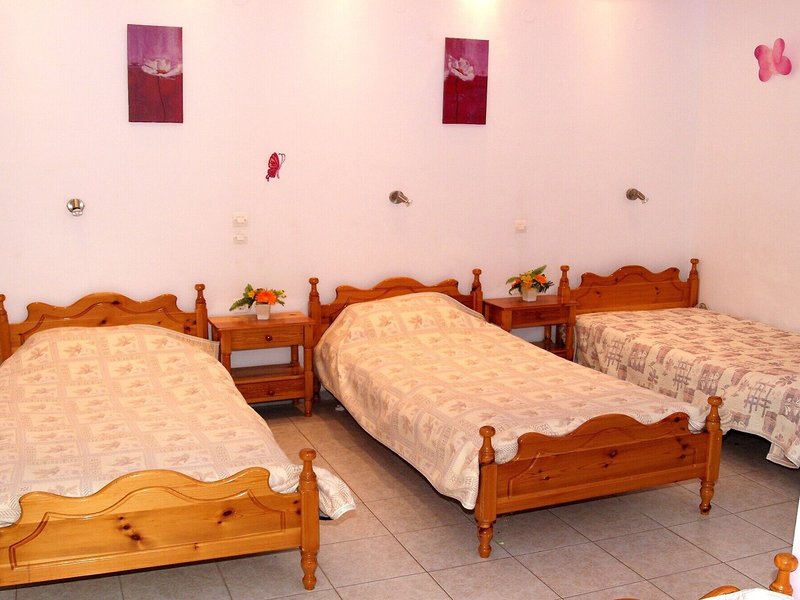 Marianthi Studios & Appartements Stegna 9