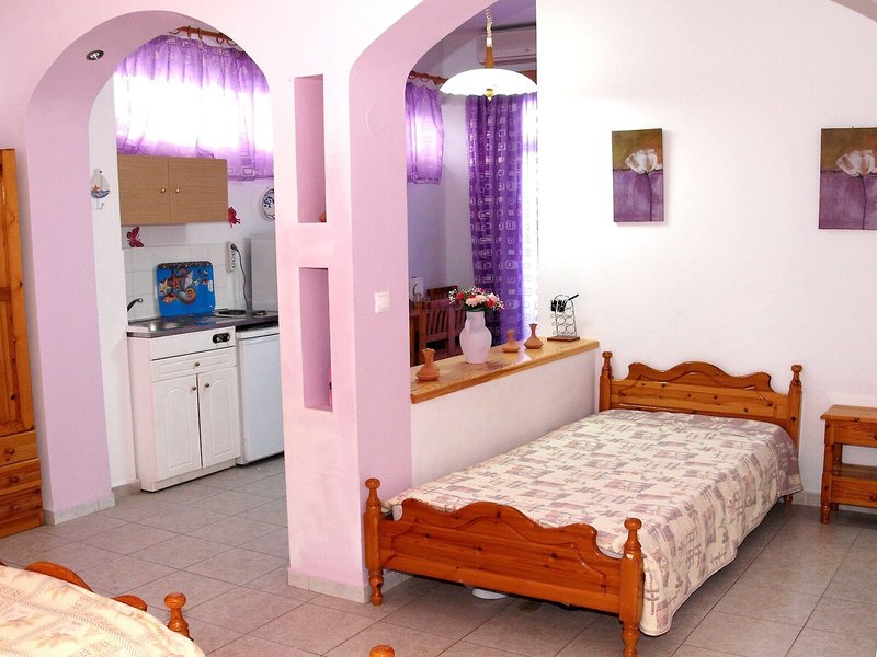 Marianthi Studios & Appartements Stegna 11