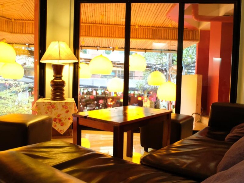 Villa Cha Cha 2 Rambuttri 4