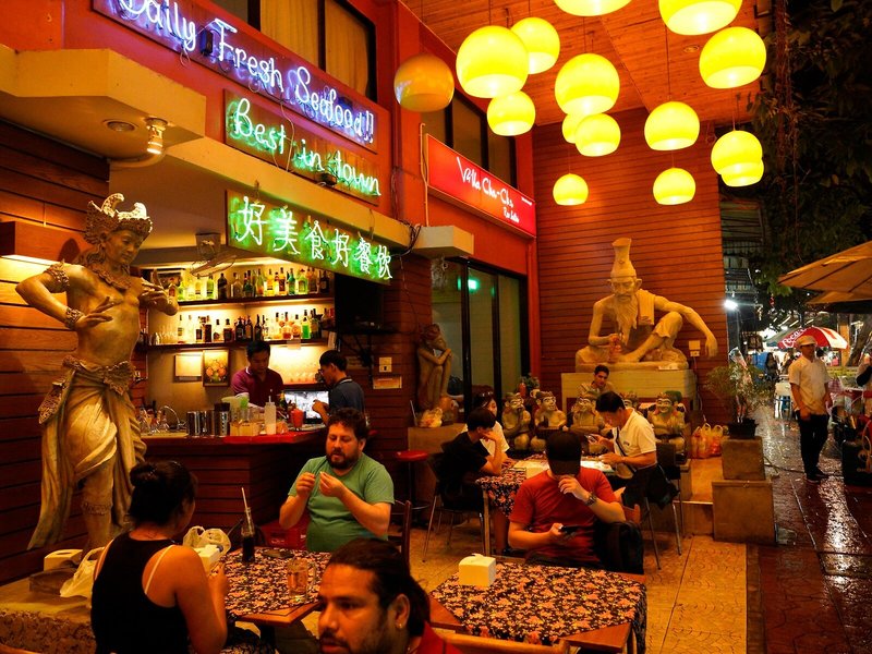 Villa Cha Cha 2 Rambuttri 15