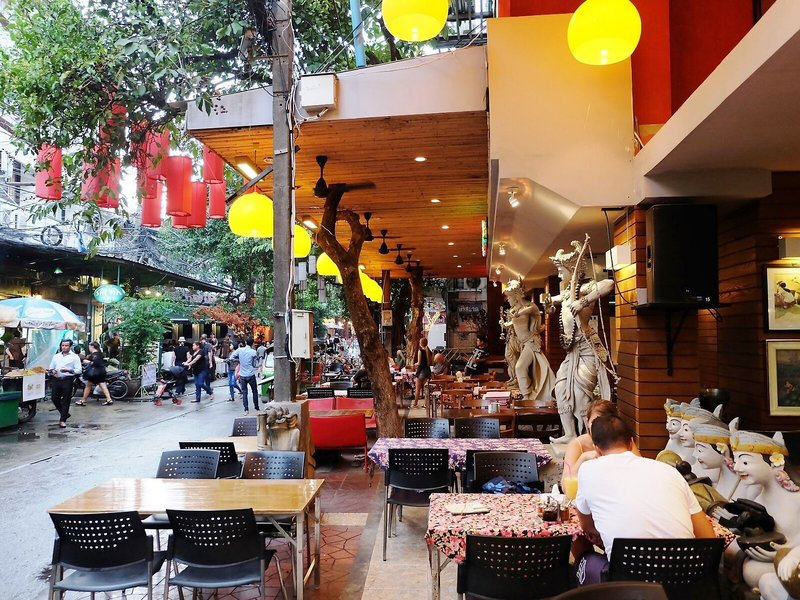 Villa Cha Cha 2 Rambuttri 17