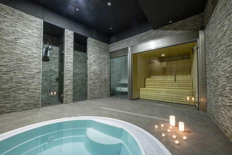 Hotel California Garden 17