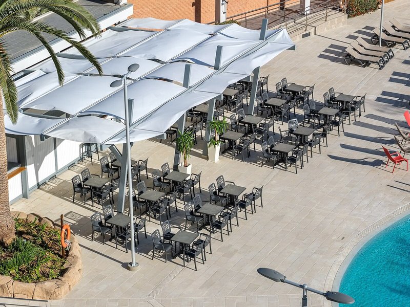 California Garden 8 - Outdoor Pool