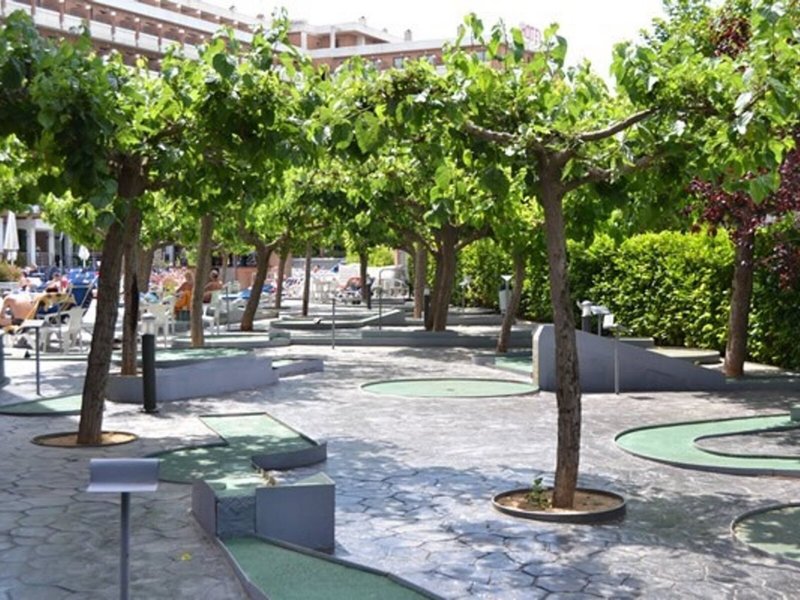 California Garden 6