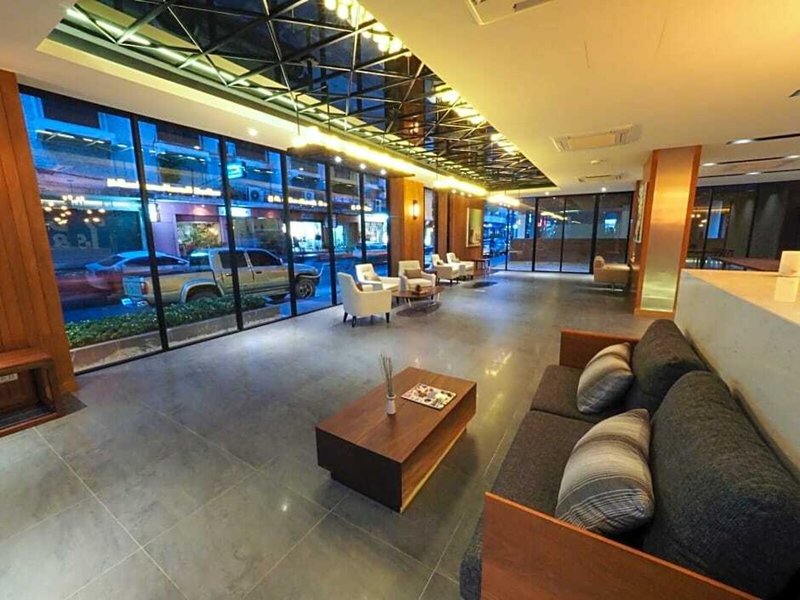 130 Hotel & Residence 8