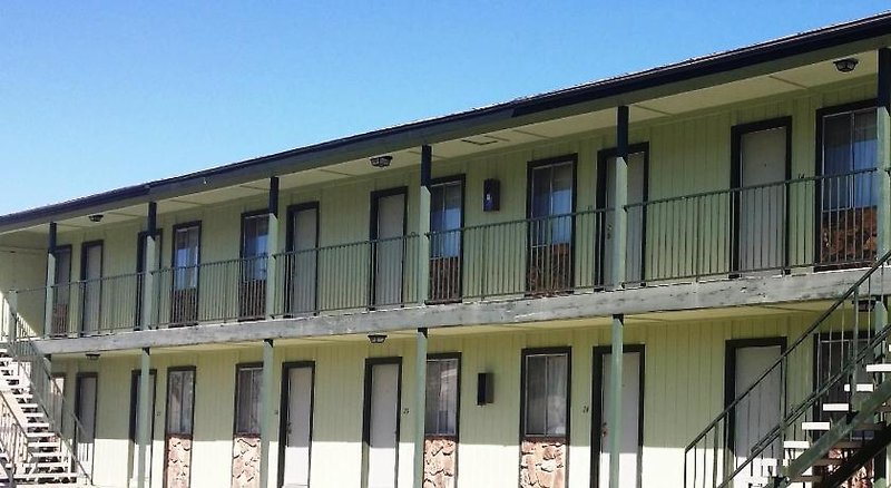El Portal Motel