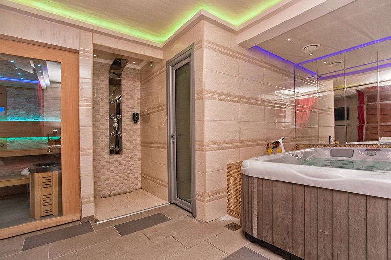 Wellness & Spa Hotel ACD 17