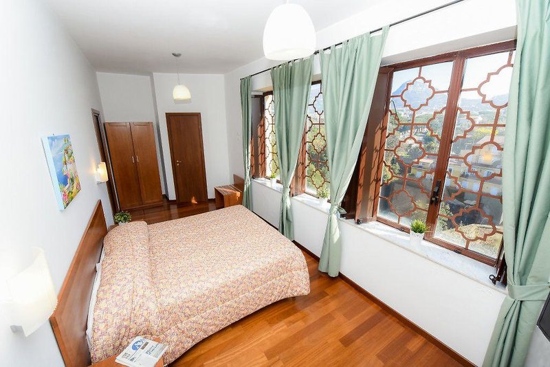 Villa Crawford 5 - Room Example