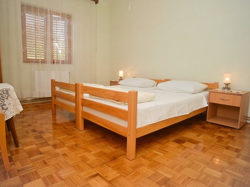 Ante Hotel 8