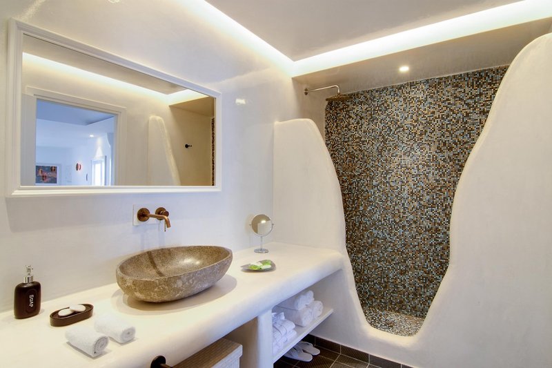 Secret Legend Suites 13